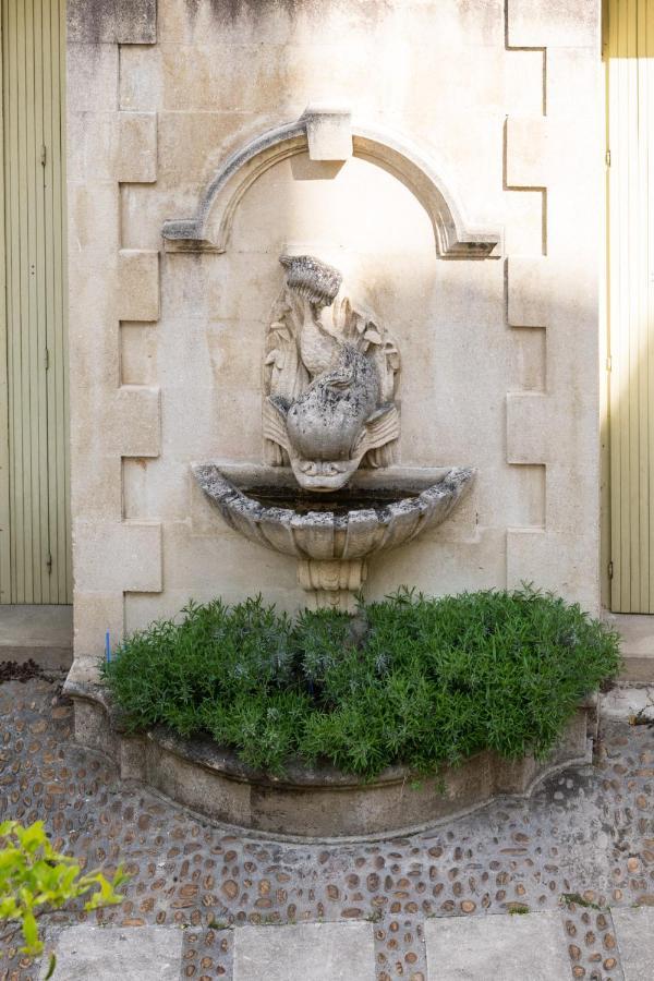 LE PALAIS DU CHÊNE NOIR WiFI GRATUIT Apartamento Avinhão Exterior foto